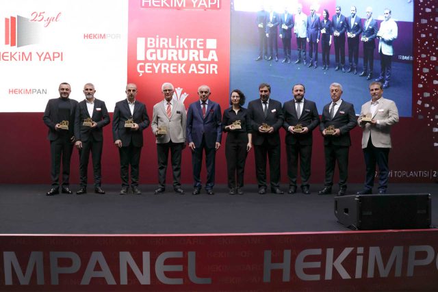 Hekim Yapı 25. Yılını Bayileriyle Kutladı
