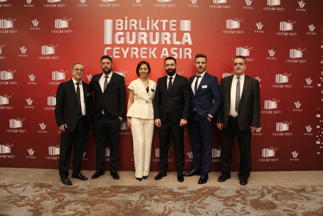 hekim-yapi-25-yilini-bayileriyle-kutladi-14