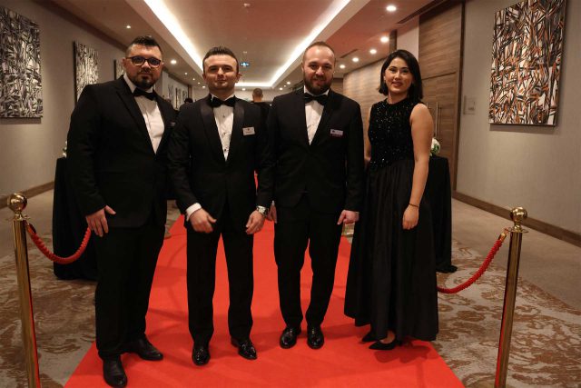 hekim-yapi-25-yilini-bayileriyle-kutladi-25