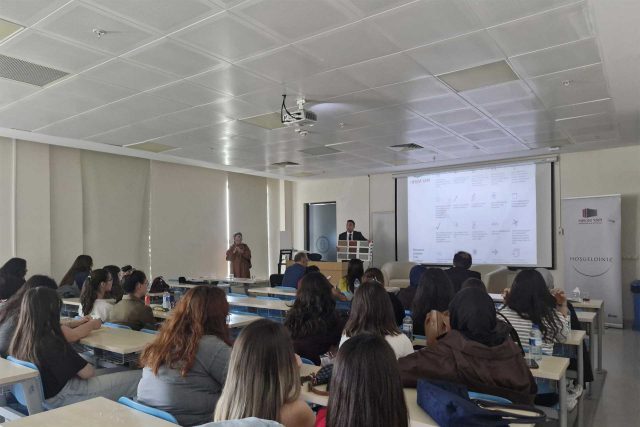 hekim-yapi-yildirim-beyazit-universitesi-kariyer-gunlerinde-sektor-deneyimini-paylasti-7